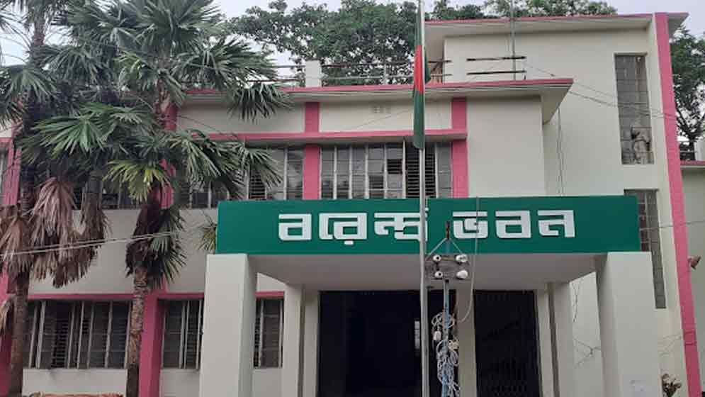 ৩ কর্মকর্তার অবসর ও বরখাস্তের আদেশ আদালতে বহাল