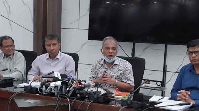 সবজি সংরক্ষণে ১০০ হিমাগার নির্মাণ হচ্ছে: কৃষি উপদেষ্টা